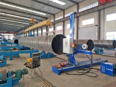 黃島滾輪架操作機氬弧自動(dòng)焊