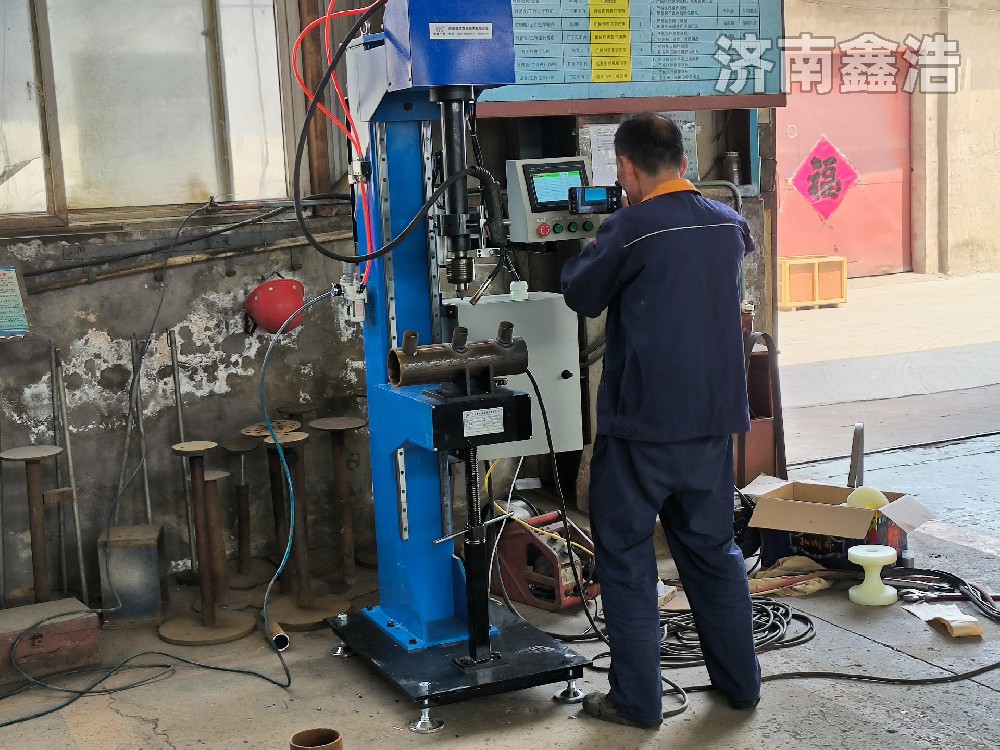 濟南本地客戶(hù)馬鞍口自動(dòng)焊（氬弧和CO2）