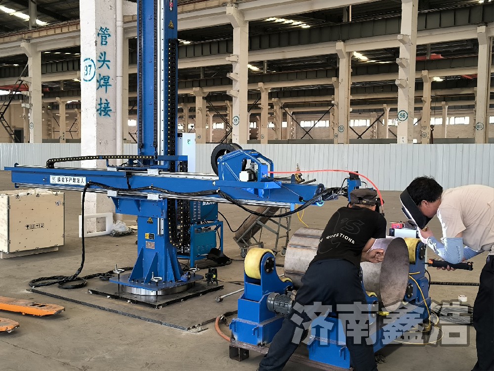 重型焊接操作機，智能數控，運行穩定